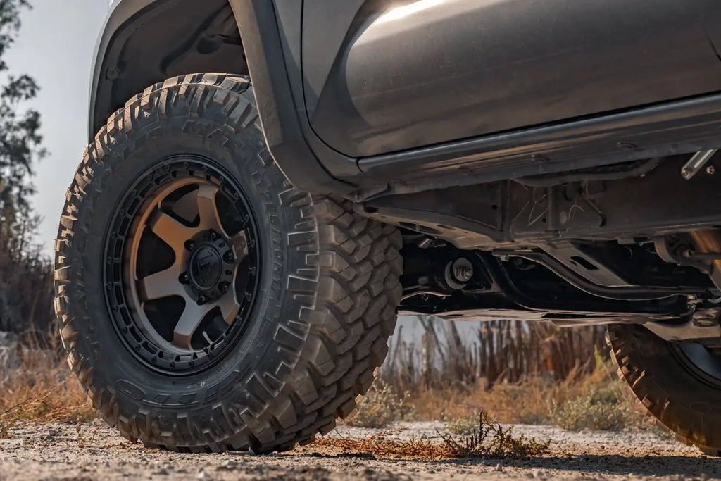 4 Llantas Block D751 17x9" 6x135 Matte Bronze - Fuel - DOBLETRACCION