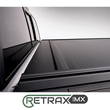 Cargar imagen en el visor de la galería, Tapa Retractil Manual Mx Dodge Ram 1500 CD sin Rambox (19+) - Retrax