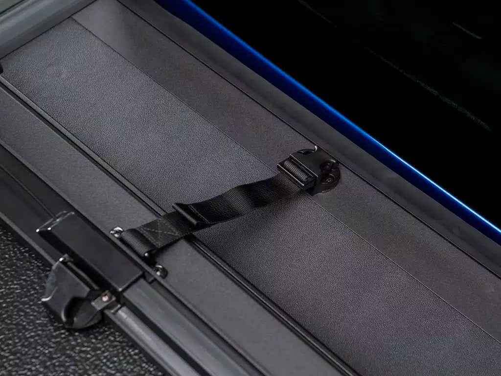 Tapa Plegable Cubre Pick-Up Dura XCEED Chevrolet Silverado 1500 (14+) - Extang - DOBLETRACCION