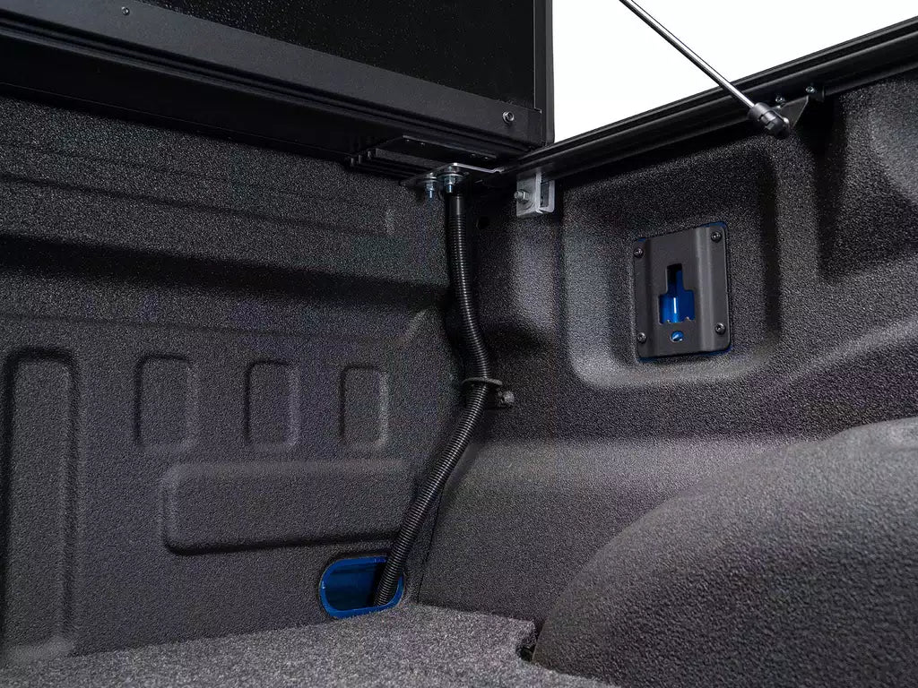 Tapa Plegable Cubre Pick-Up Dura XCEED Chevrolet Silverado 1500 (14+) - Extang - DOBLETRACCION