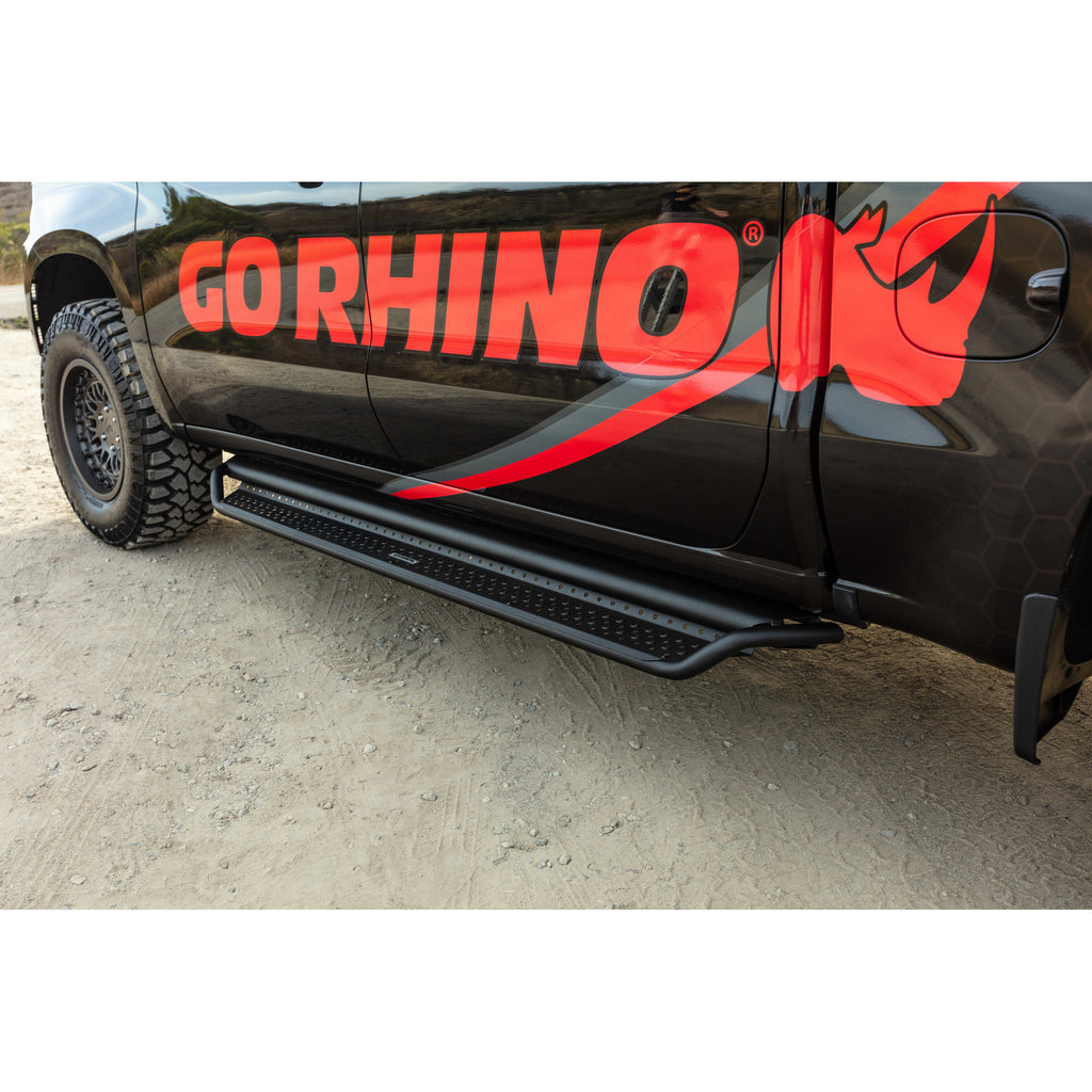 Pisadera Dominator D1 Chevrolet Silverado 1500 (19+) - Go Rhino