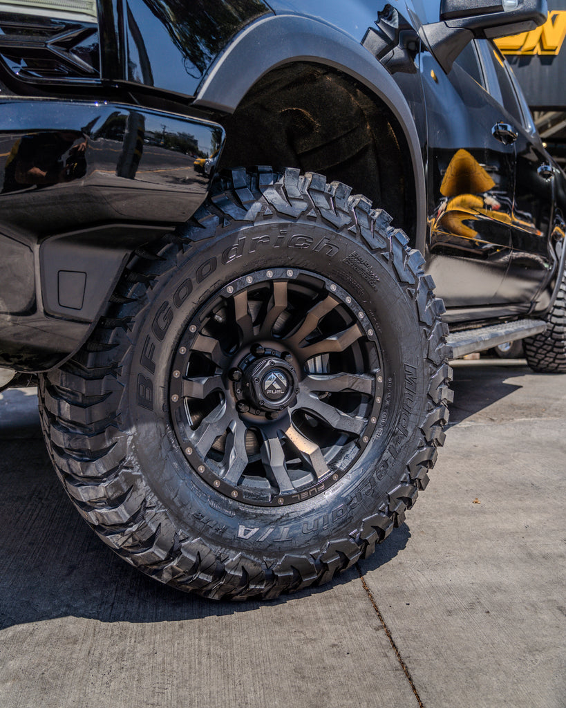 4 Llantas Blitz D674 DDT 17X9 6X139 - Fuel - DOBLETRACCION