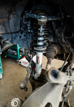 Cargar imagen en el visor de la galería, Kit de Suspensión Quick Lift 2 RS9000XL Ford F150 (14+) - Rancho