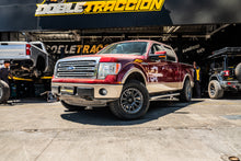 Cargar imagen en el visor de la galería, Kit de suspension Coilover 3″ con bandejas F150 (09-13) de Rough Country