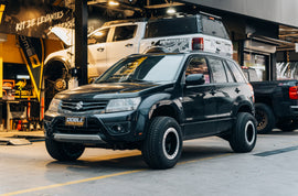 Kit de Levante de Suspensión Completa 2 Nitro Gas Suzuki Grand Vitara / Grand Nomade (05-17) - Ironman 4x4