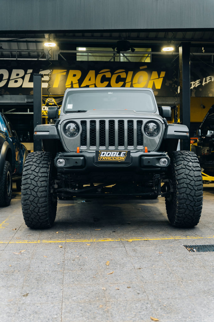 Parachoque Delantero 10th Aniversario Jeep Wrangler JL/Gladiator (19+)