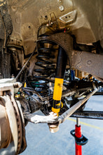 Cargar imagen en el visor de la galería, Kit de Levante Suspension Nitrocharger Plus 40mm Suzuki Jimny (18+) - Old Man Emu