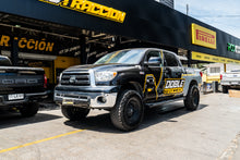 Cargar imagen en el visor de la galería, Kit de Suspensión 3.5 " Toyota Tundra (07+) - Rough Country