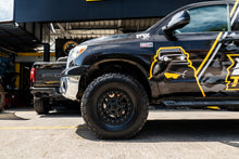 Cargar imagen en el visor de la galería, Kit de Suspensión 3.5 " Toyota Tundra (07+) - Rough Country