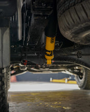 Cargar imagen en el visor de la galería, Kit de Levante de Suspensión Nitrocharger Plus 40mm Mitsubishi L200 (16+) - Old Man Emu