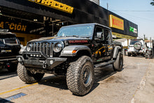 Cargar imagen en el visor de la galería, Parachoques Delantero con barra LED Wrangler JK/JL/JT - Rough Country - DOBLETRACCION