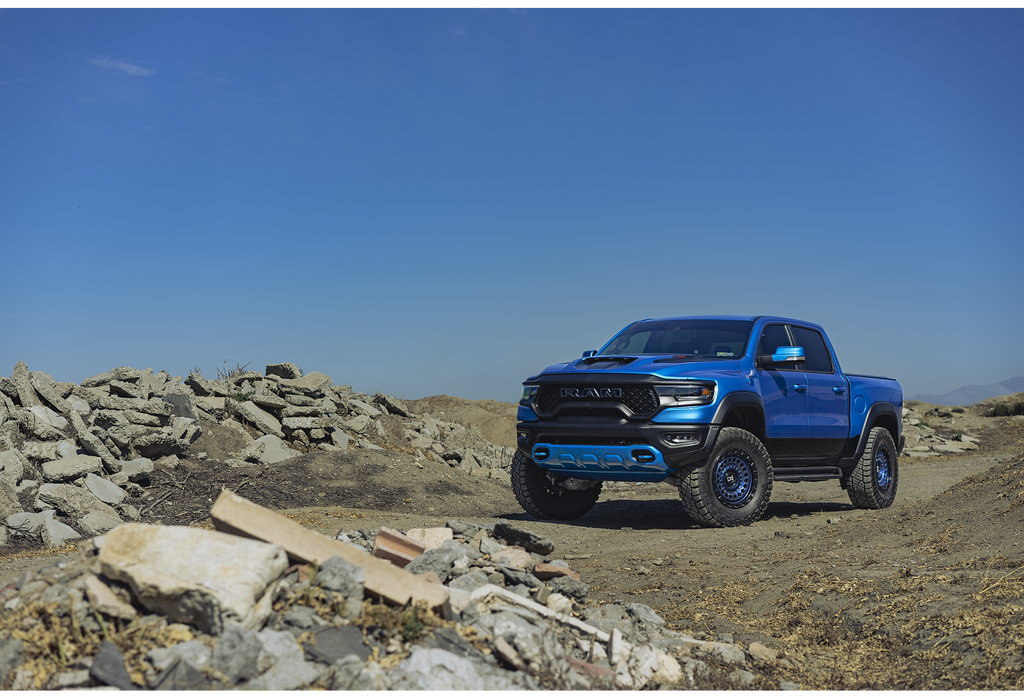 4 Llantas Sentinel 17X8.5 6X139 Cobalt Blue with Black Lip - Black Rhino - DOBLETRACCION