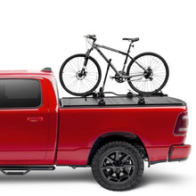 Cargar imagen en el visor de la galería, Tapa Retráctil Manual XR Cubre Pick-Up Chevrolet Silverado (19+) - Retrax - DOBLETRACCION