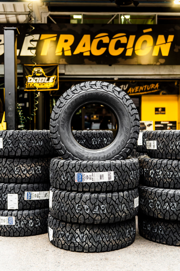Juego de 4 Neumáticos All-Terrain T/A KO3 305/70R17 - BFGoodrich