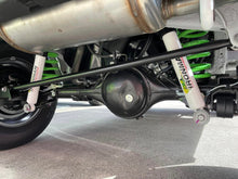 Cargar imagen en el visor de la galería, Kit de Suspensión Nitro Gas 2" Suzuki Jimny (18+) de IronMan 4x4