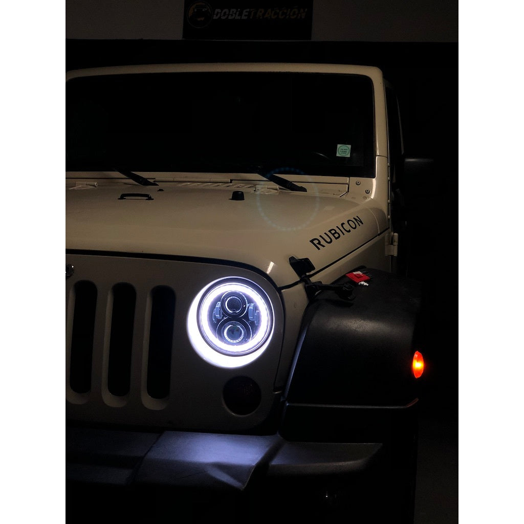 Par de Focos Delanteros LED con Halo e Intermitente (Jeep Wrangler 07-18)