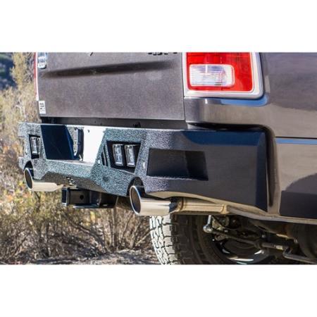 Parachoque Trasero Eco Series Doble Tubo de Escape Dodge Ram 1500 (09-16) - Body Armor 4x4 - DOBLETRACCION