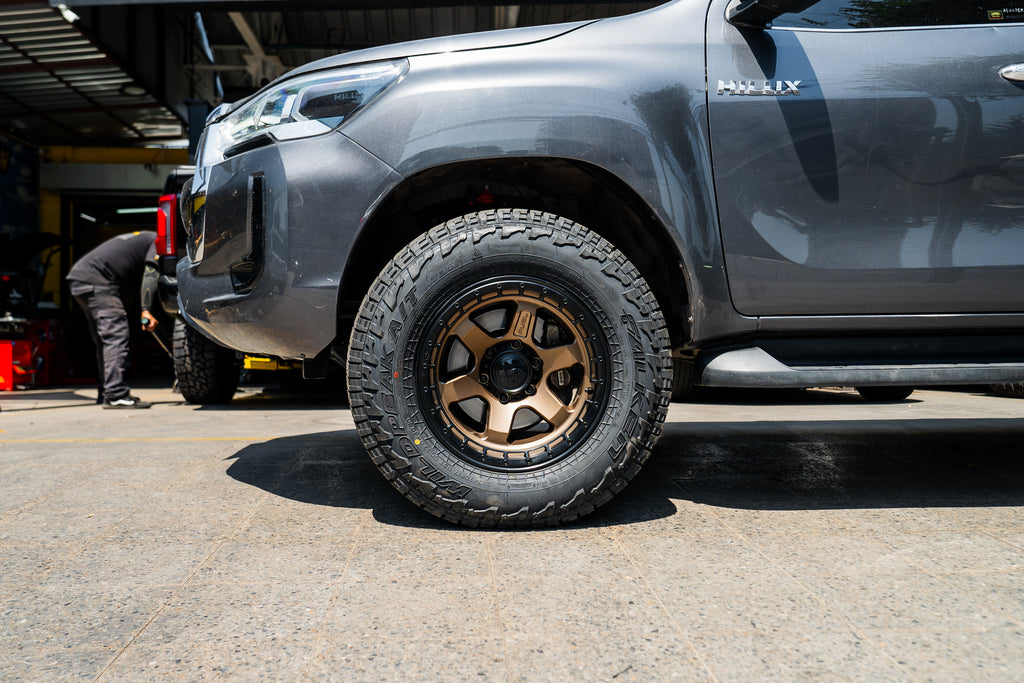 Kit de Suspensión Quick Lift 2" RS9000XL Toyota Hilux (05+) - Rancho