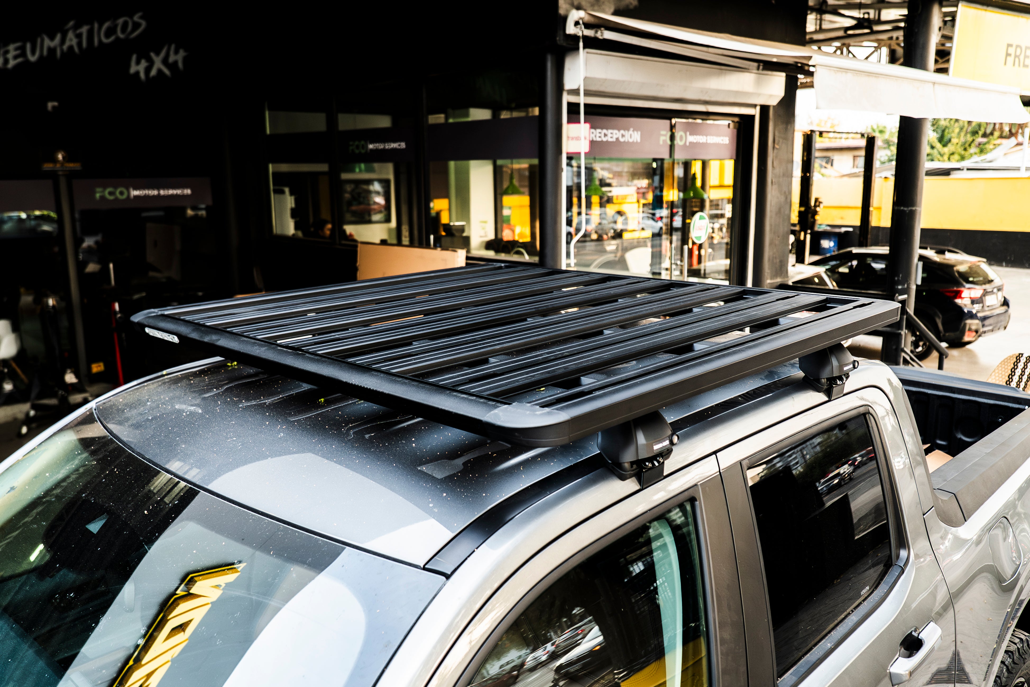 Parrilla para Techo Base Rack Ford Maverick - Rhino Rack