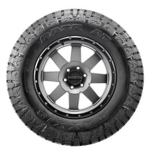 Cargar imagen en el visor de la galería, Juego de 4 Neumáticos Razr AT811 35x12.5R17 - Maxxis - DOBLETRACCION 