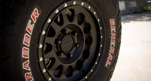 Cargar imagen en el visor de la galería, 4 Llantas 315 17x8.5 5x150 Matte Black - Method Wheels