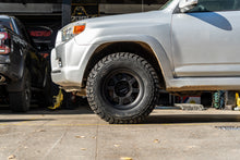 Cargar imagen en el visor de la galería, Kit de Levante de Suspensión Nitrocharger Plus Toyota 4Runner (05+) - Old Man Emu