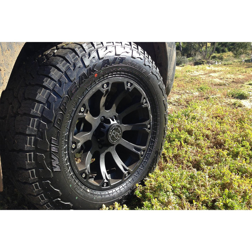 Juego de 4 Neumáticos Wildpeak AT3W LT 265/65R17 - Falken