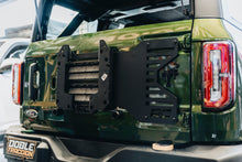 Cargar imagen en el visor de la galería, Refuerzo porta neumatico de repuesto Ford Bronco (21-25) - Rough Country