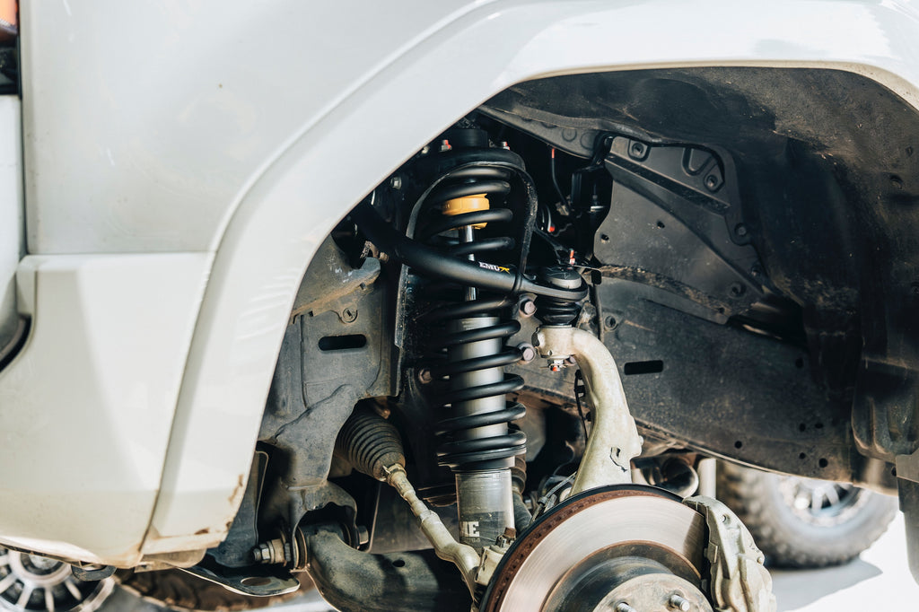 Bandejas superiores de suspensión Toyota 4Runner / Prado 250 (25+) - Old Man Emu