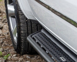 Pisadera Dominator D6 Ford F150 (15+) - Go Rhino - DOBLETRACCION 