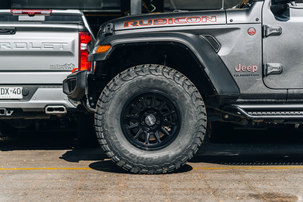 4 Llantas 323 17x9 5x127 Gloss Black  - Method Wheels