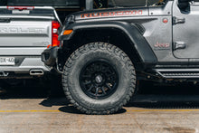 Cargar imagen en el visor de la galería, 4 Llantas 323 17x9 5x127 Gloss Black  - Method Wheels