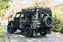 Cargar imagen en el visor de la galería, Kit de Suspensión Nitrocharger Plus 2" Defender 110 - Old Man Emu