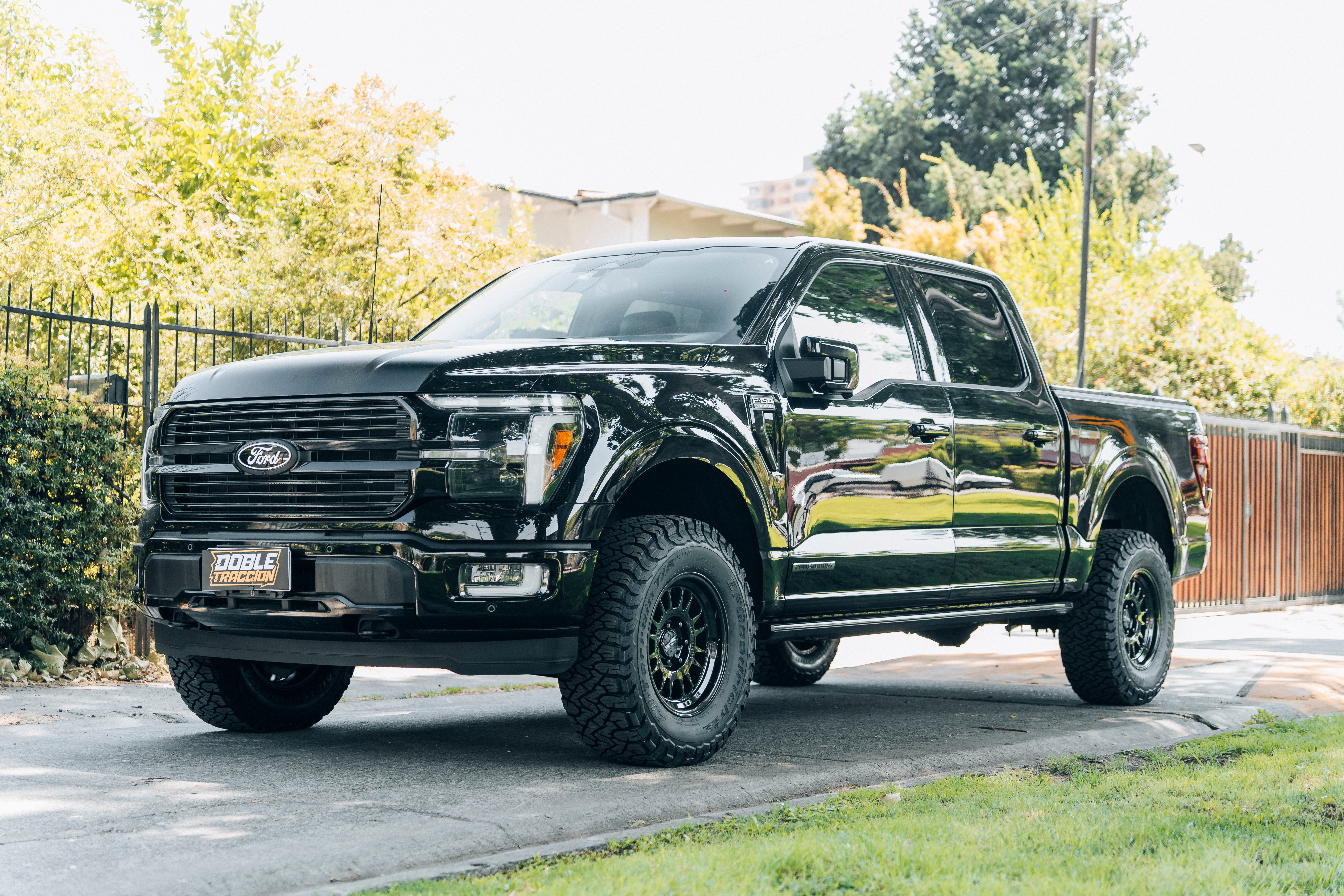 Kit de Suspensión 2.5 Factory Series 0-2″ Ford F150 (15+) - FOX