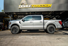 Cargar imagen en el visor de la galería, Leveling Kit 2 Ford F150 (04+) - Body Armor