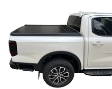 Cargar imagen en el visor de la galería, Tapa Retráctil Manual Cubre Pick-Up Ford Ranger Limited (23+) - GA2
