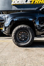 Cargar imagen en el visor de la galería, 4 Llantas Kelso 17X9 6X139 Matte Black W/Black Bolts- Black Rhino