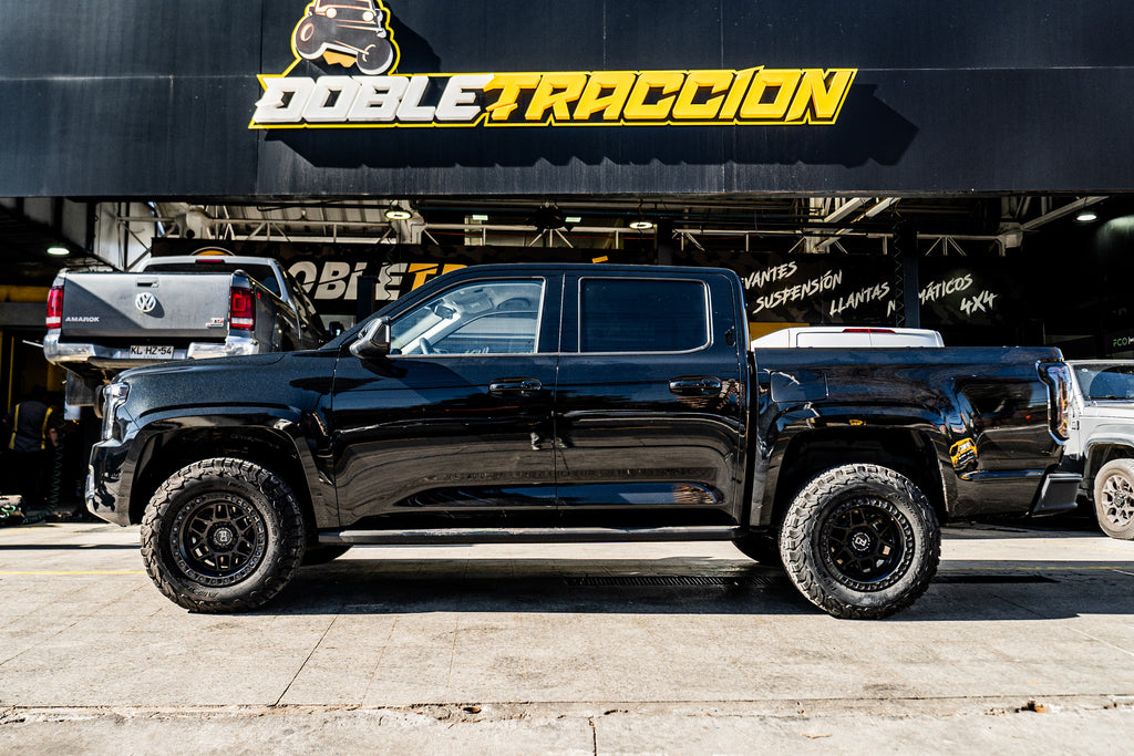 4 Llantas Kelso 17X9 6X139 Matte Black W/Black Bolts- Black Rhino