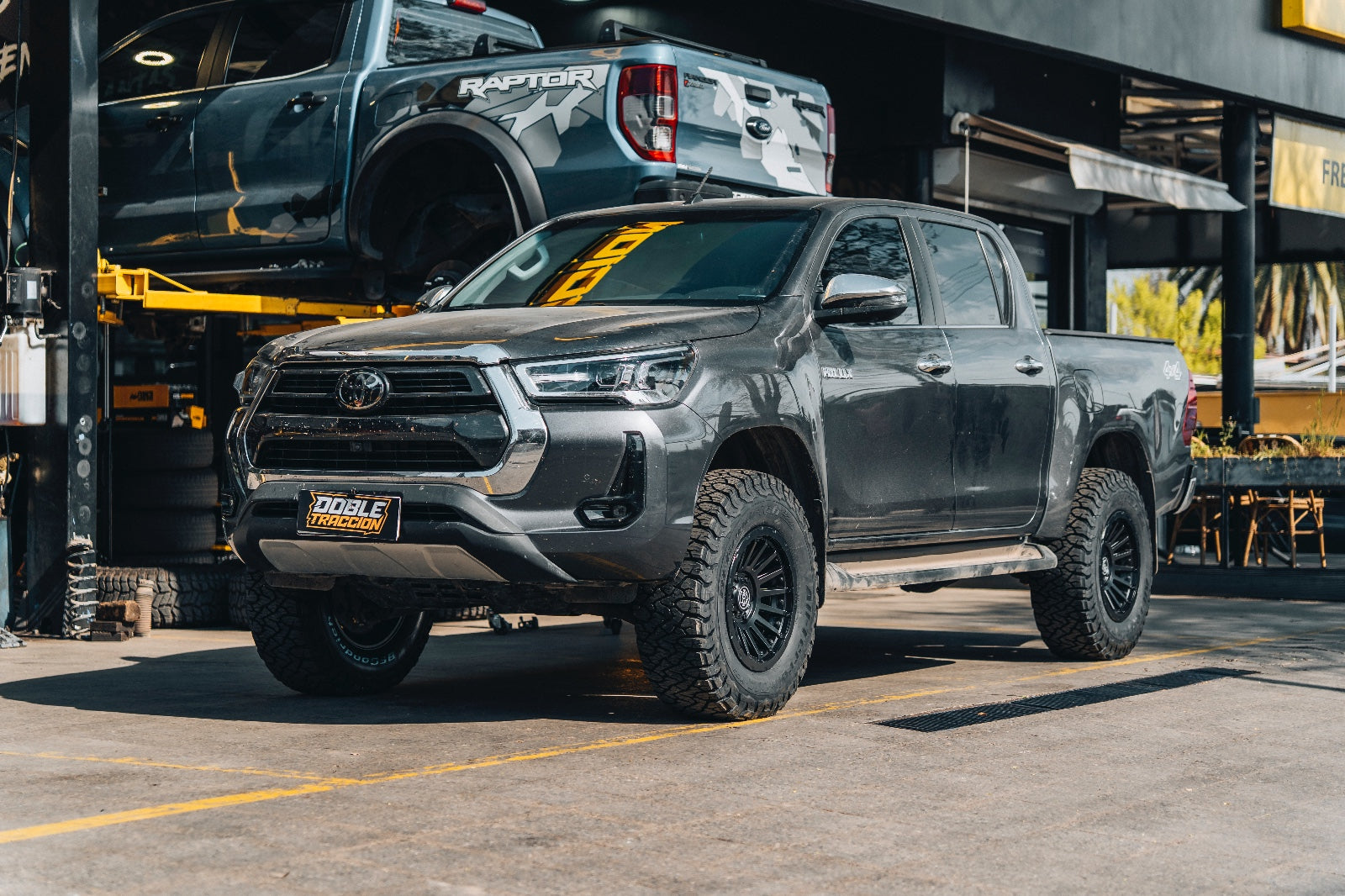 Kit de Suspensión Nitrocharger Plus Toyota Hilux Vigo/Revo (05+) - Old Man Emu