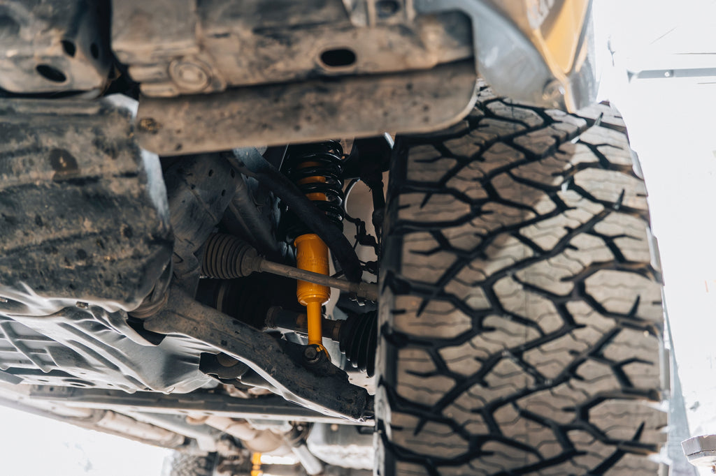 Kit de Suspensión Nitrocharger Plus - Toyota Hilux Vigo/Revo (05+) - Old Man Emu