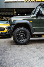 Cargar imagen en el visor de la galería, Kit de Suspensión 2.5 Suzuki Jimny (18+) - ProShock