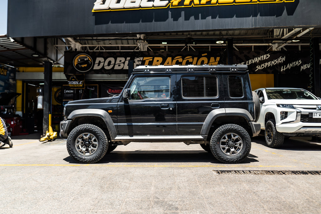 Kit de Levante Suspension Nitrocharger Plus 40mm Suzuki Jimny 5P (20+) - Old Man Emu