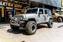 Cargar imagen en el visor de la galería, 4 Llantas KM235 17x9 5x127 Beadlock Grenade Crawl Negras - KMC Wheels