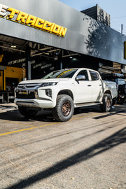 Kit de Levante de Suspensión Delantera 2 FoamCell Mitsubishi L200 (16-19) - Ironman 4x4