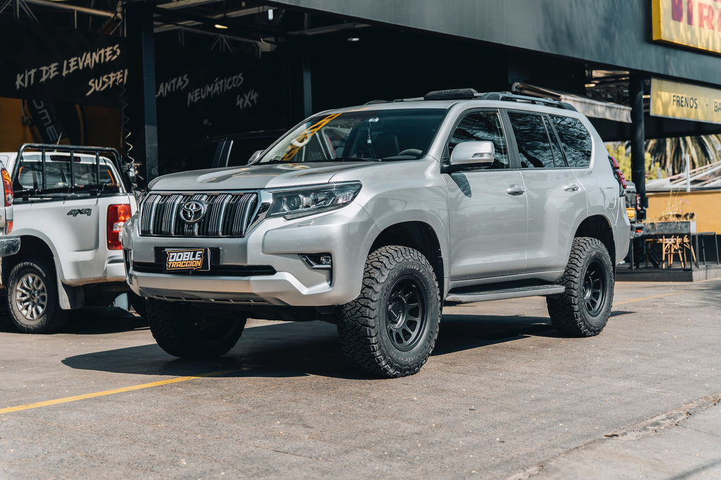 LAND PRADO GRIS 2.jpeg