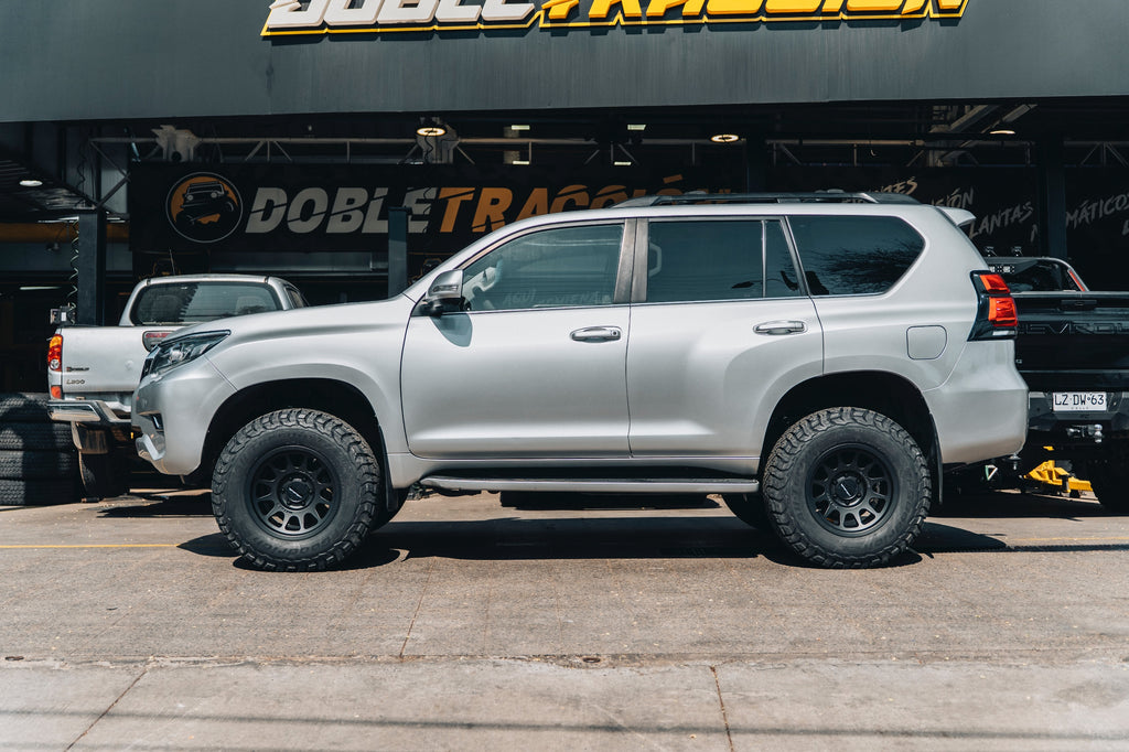 LAND PRADO GRIS 3.jpg