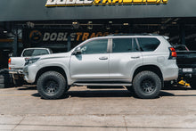 Cargar imagen en el visor de la galería, LAND PRADO GRIS 3.jpg