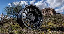 Cargar imagen en el visor de la galería, 4 Llantas  707 17x8.5 6x139.7 Matte Black - Method Wheels
