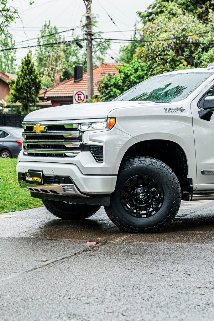 4 Llantas Vapor  D560 18x9 6X135/139 Negra F150/Silverado - Fuel