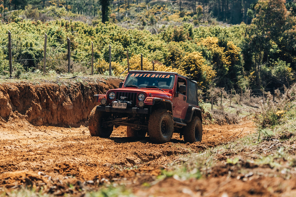 Kit de Suspensión FOX 2.0 IFP JEEP Wrangler TJ (97-06) - FOX